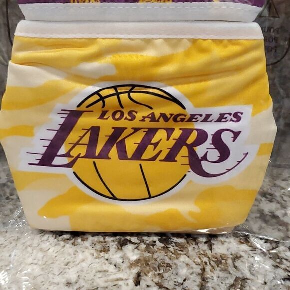 NBA LA Lakers Face Masks one pack of 2 masks - Picture 2 of 5